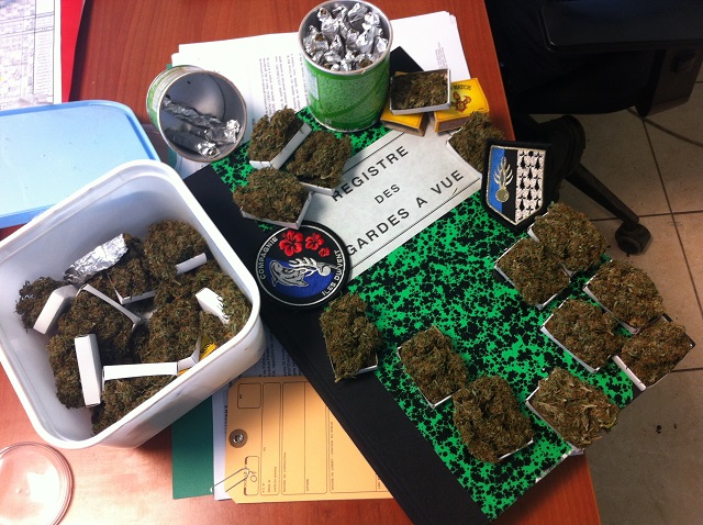 Stupéfiants : un dealer de paka écope de 12 mois de prison ferme