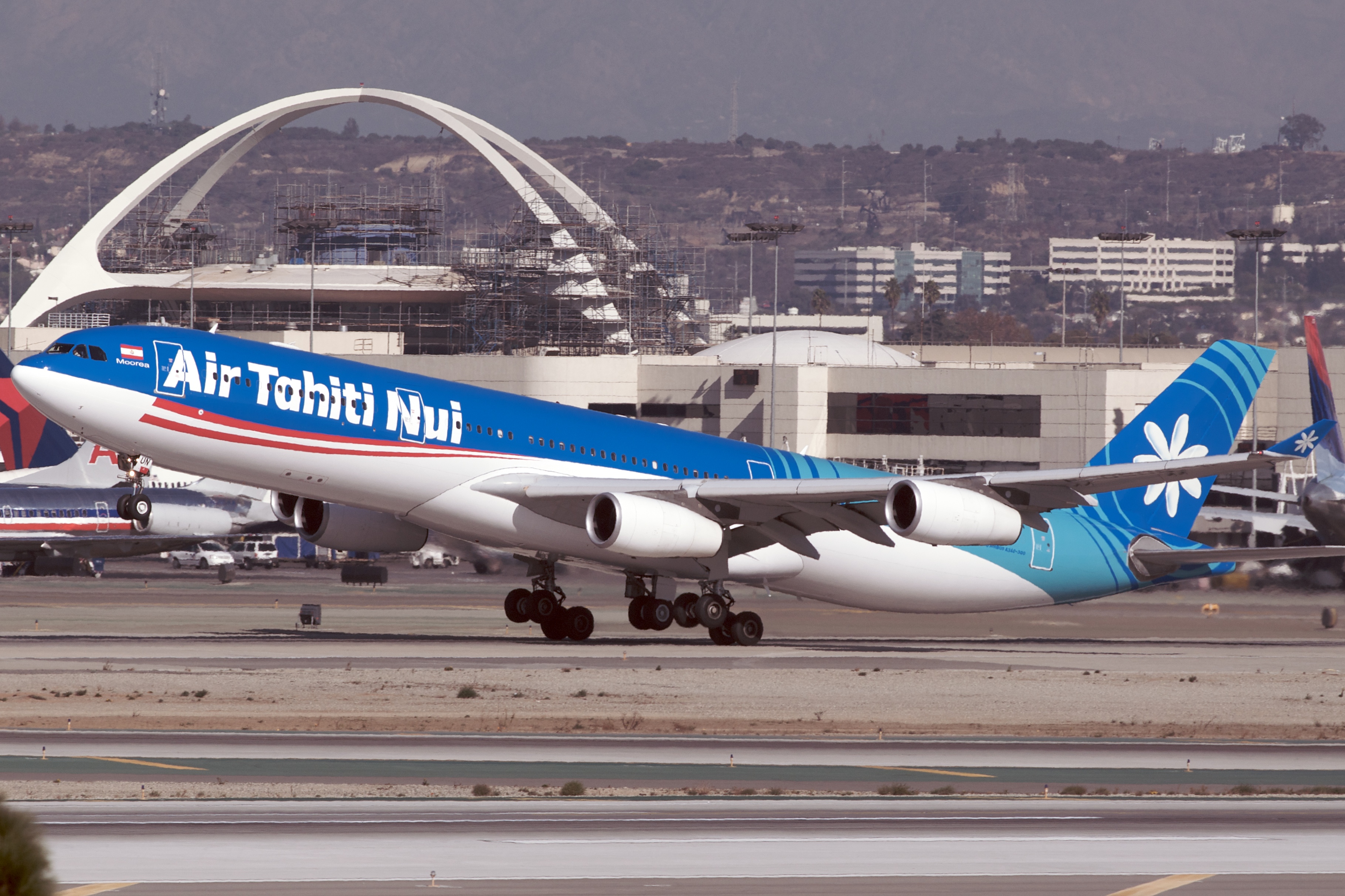 Un avion ATN cloué au sol à Los Angeles