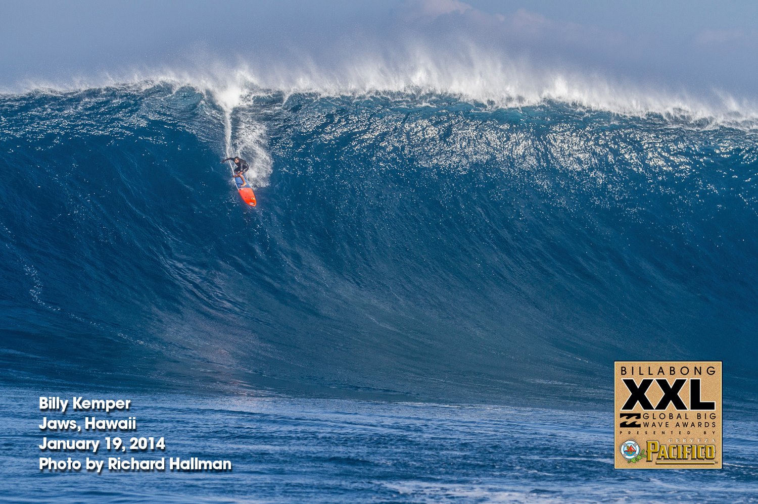 Surf de gros : la houle de la décennie attendue à Hawaii ce mercredi