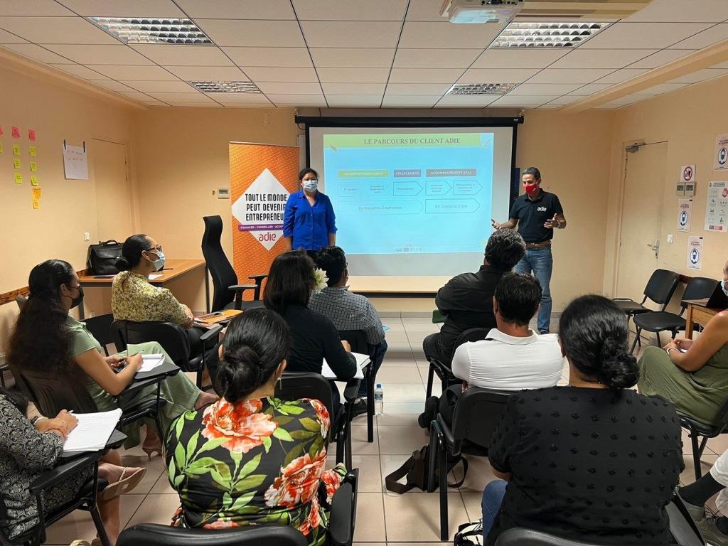 L'Adie lance une prime pour les jeunes entrepreneurs