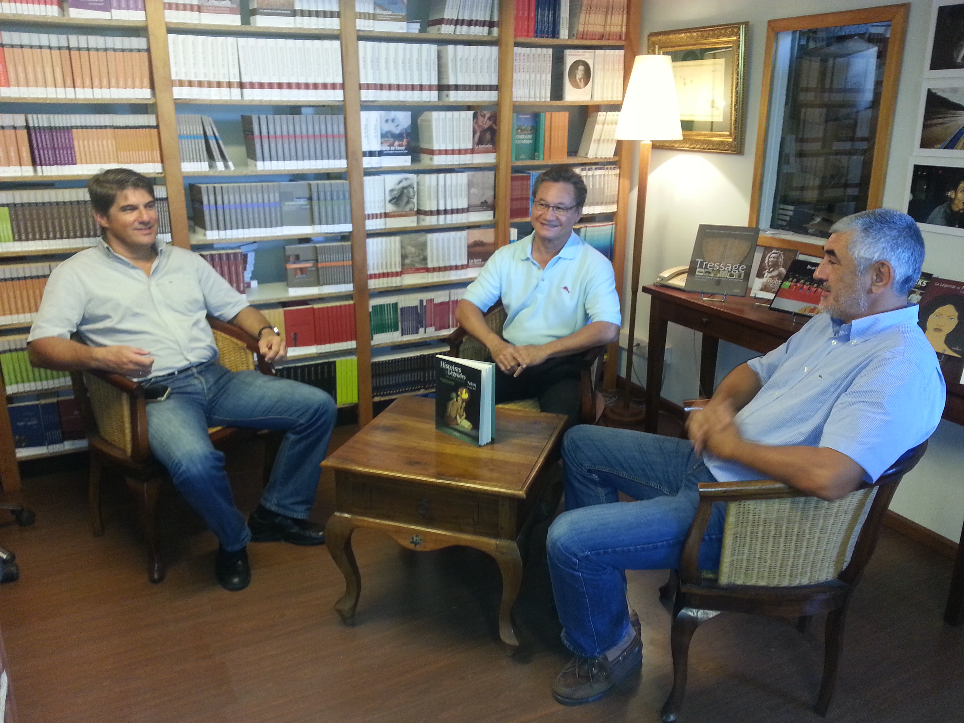 Remise de chèque "Au vent des îles" au profit de l'Association Village d’Enfants SOS Polynésie Française