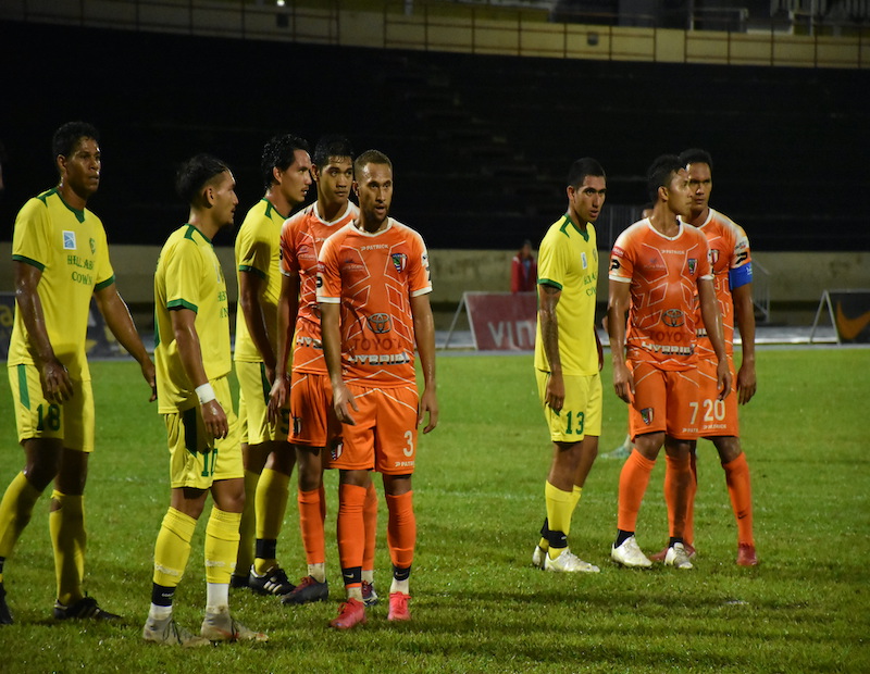 Matatia Paama, numéro 3 de Pirae, est actuellement en grande forme et l'a de nouveau prouvé, vendredi soir, avec un triplé face à Tefana.