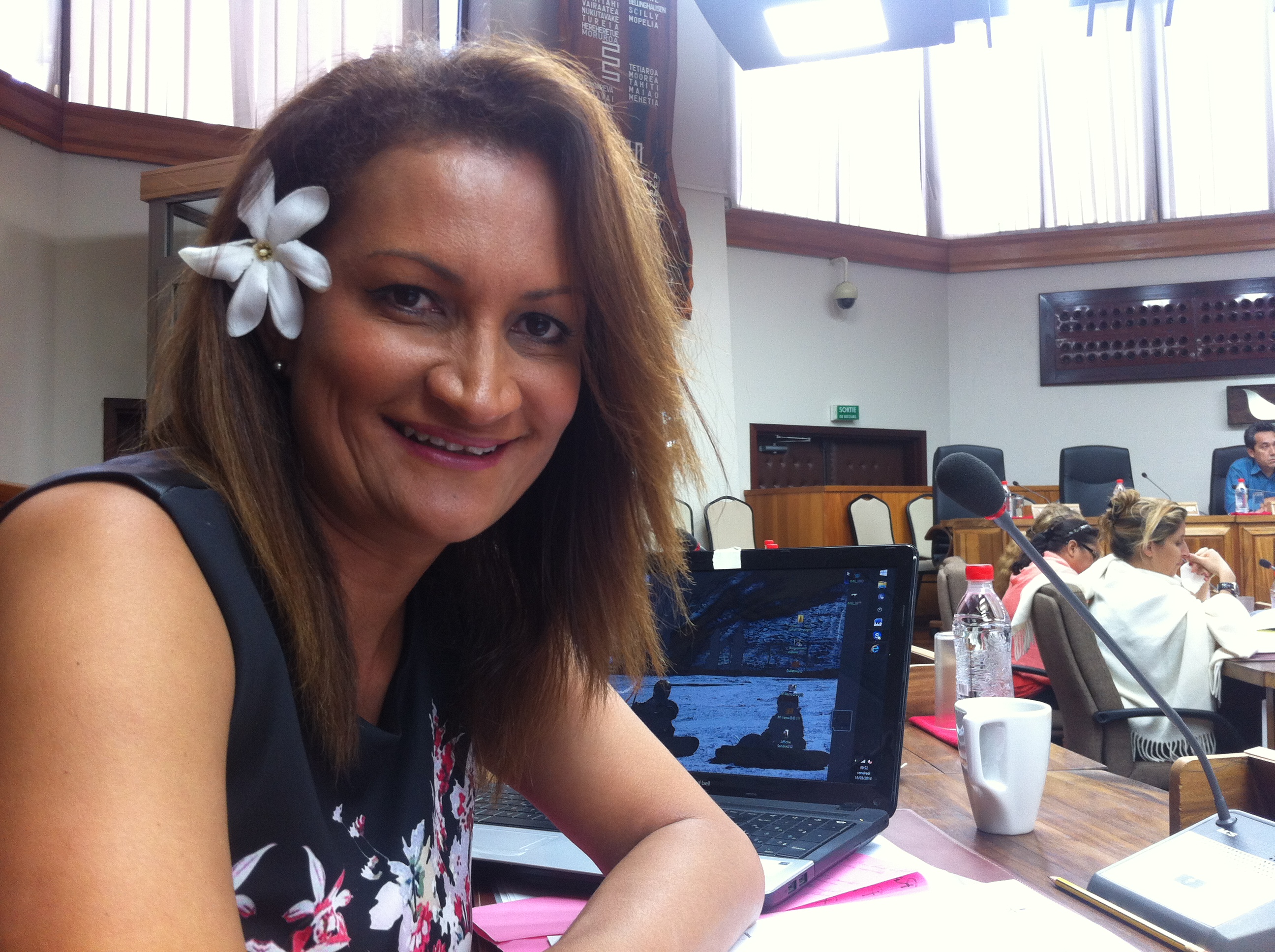 Communiqué de Sandra Levy-Agamay: "Facture EDT à Mahina: Un coup d’épée dans l’eau de 80 millions !"