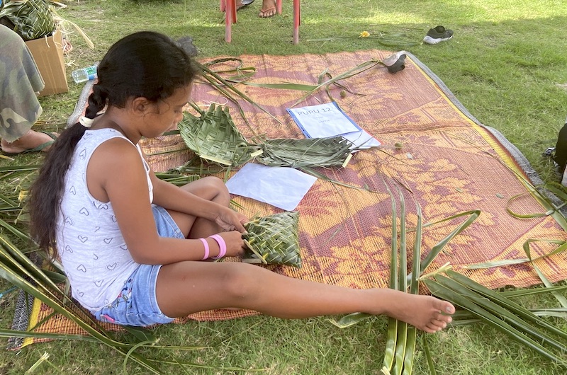 Transmission entre générations à Huahine