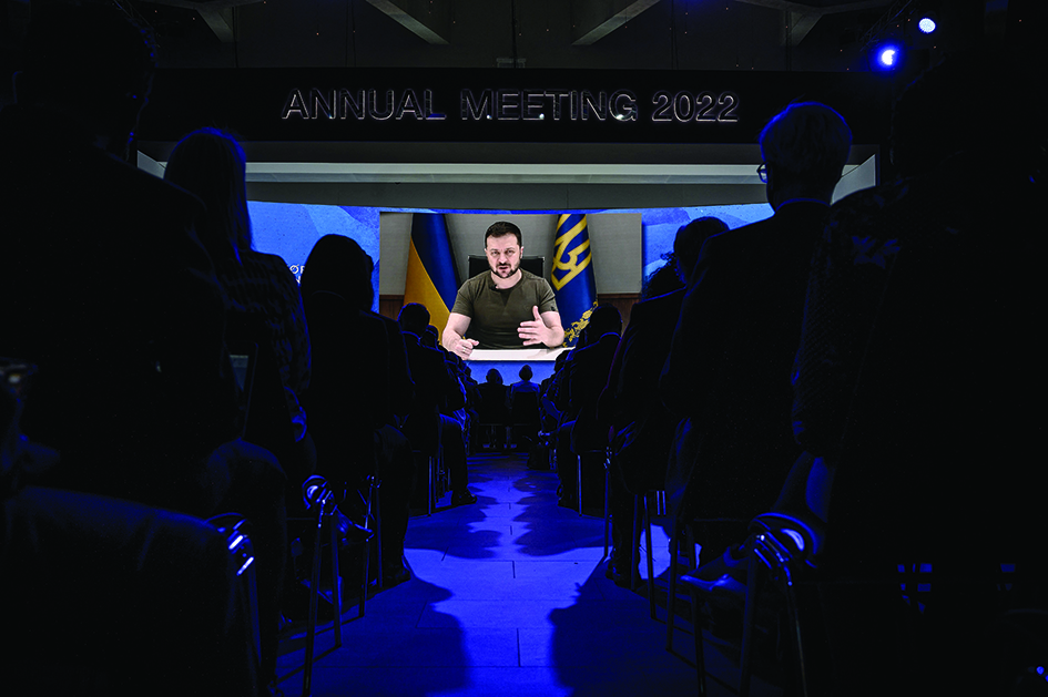 Le président ukrainien Volodymyr Zelensky, ce lundi lors de son intervention au forum économique mondial de Davos.  (Photo : Fabrice COFFRINI / AFP).