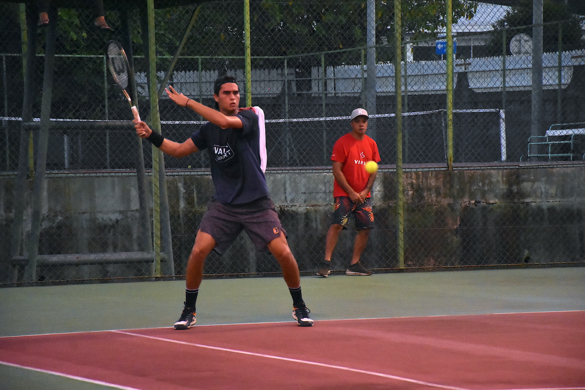 Gillian Osmont, 19 ans, qui s'est aguerri sur le circuit ITF ces derniers mois, n'a laissé aucune chance en finale à Reynald Taaroa.