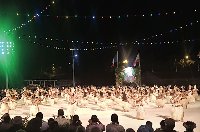 La troupe Faanui lors de sa représentation.