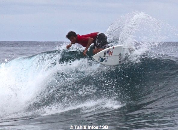 William Peckett passe devant Heimana à 2 minutes de la fin de la finale