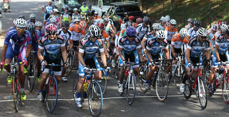 Vélo sur route : Le journaliste Henri Sannier va participer à la course ’La Ronde Tahitienne’ et en être l’ambassadeur !