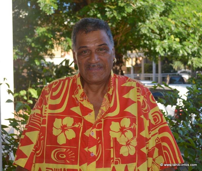 Yannick Teharuru, chancelier de la Cour Royale Rétablie. Il a des frères et des cousins chez les Pakumotu, mais affirme aujourd'hui n’avoir rien à voir avec cette organisation.