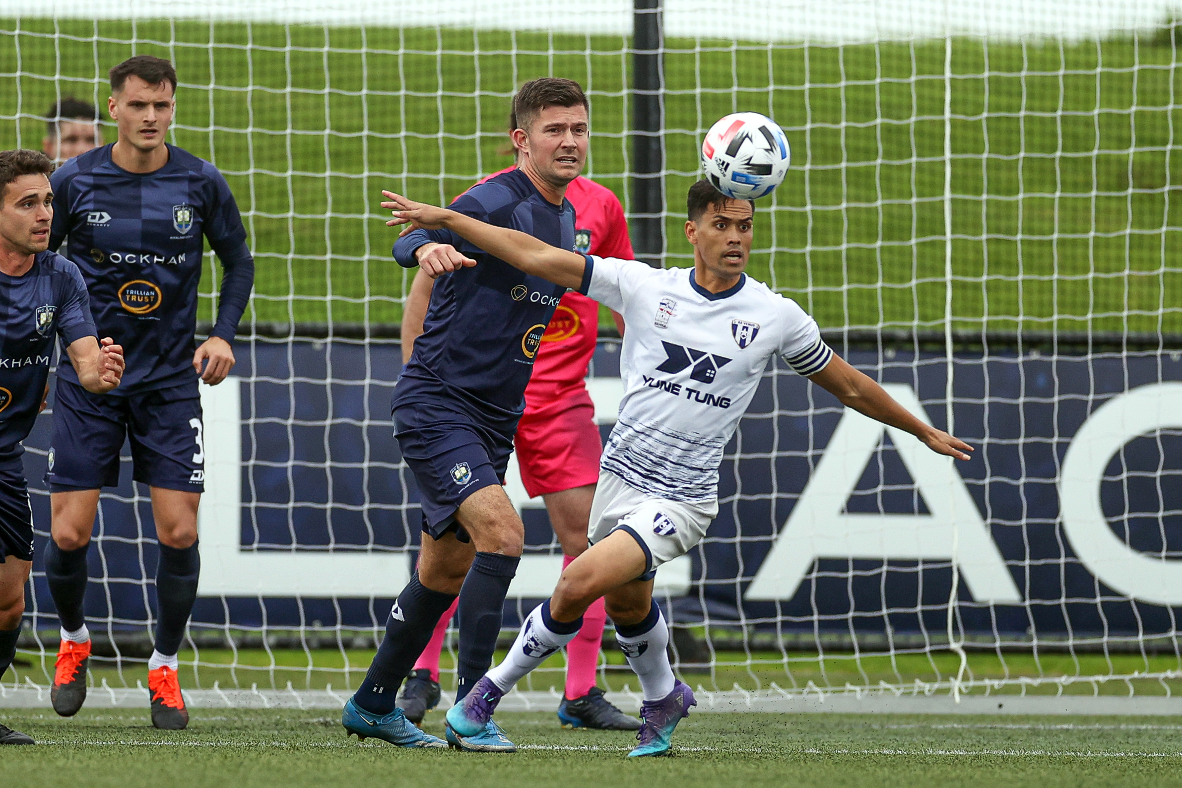Teaonui Tehau et ses partenaires de Vénus ont du courir après le score dès la 10e minute et un pénalty plutôt généreux accordé aux joueurs d'Auckland City. (photo : Phototek)