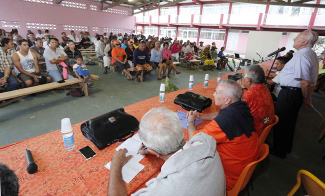 Le président polynésien en personne et quatre de ses ministres se sont déplacés jusqu'à Hao durant le week-end, signe de l'importance stratégique de ce projet de ferme aquacole.