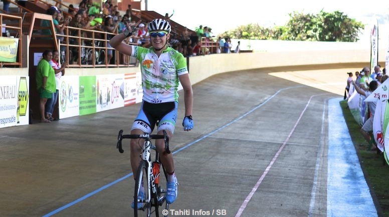 Samuel Layzell termine premier malgré sa chute