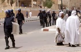 Algérie : 3 ans ferme requis pour avoir filmé des policiers en train de voler