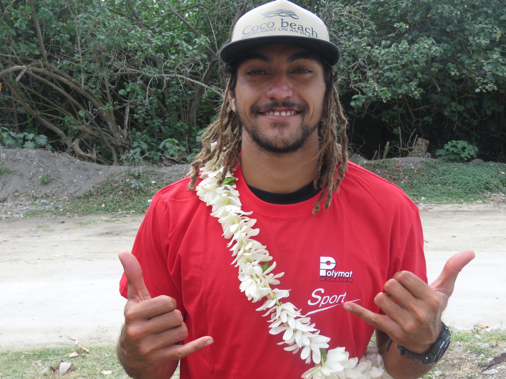 Eremoana Manuel rameur licencié dans le club de Tuaiva Nui, à Moorea.