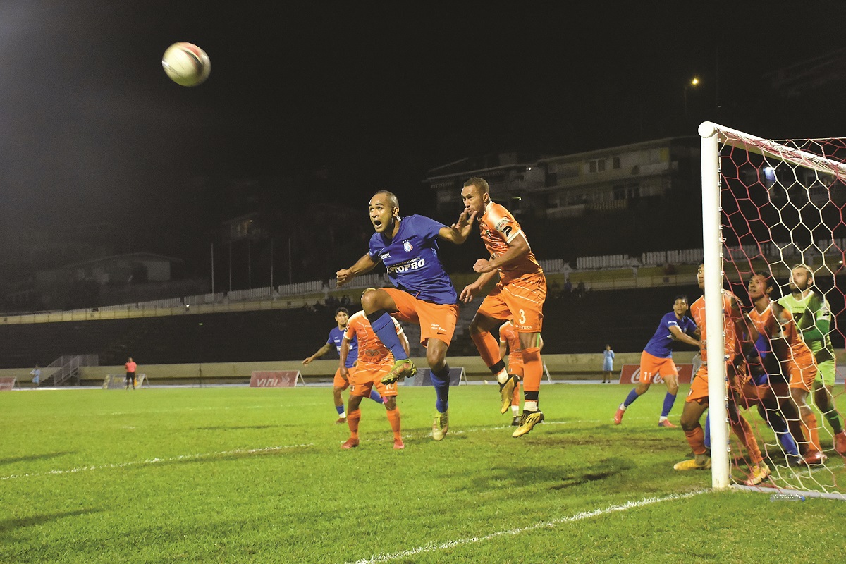 La saison dernière, Pirae avait ravi le titre à Dragon lors de la 22e et dernière journée de Ligue 1.