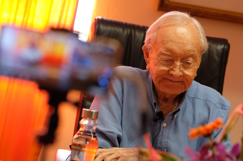 Encore cinq ans d'inéligibilité pour Gaston Flosse