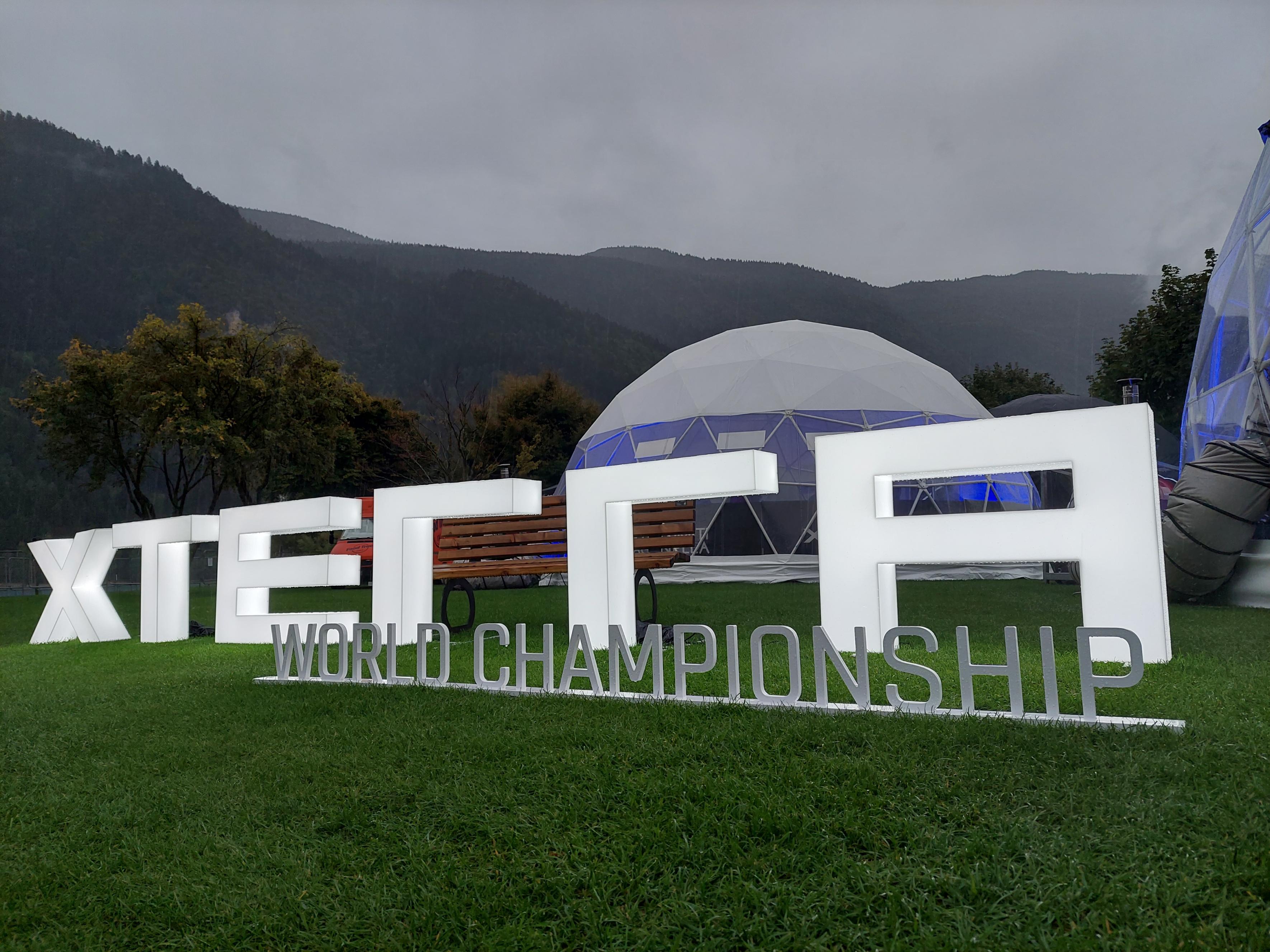 La station de Molveno, dans les Dolomites italiennes, sera le théâtre de ces championnats du monde de Xterra qui se tenaient traditionnellement sur l'île de Maui, à Hawaii.