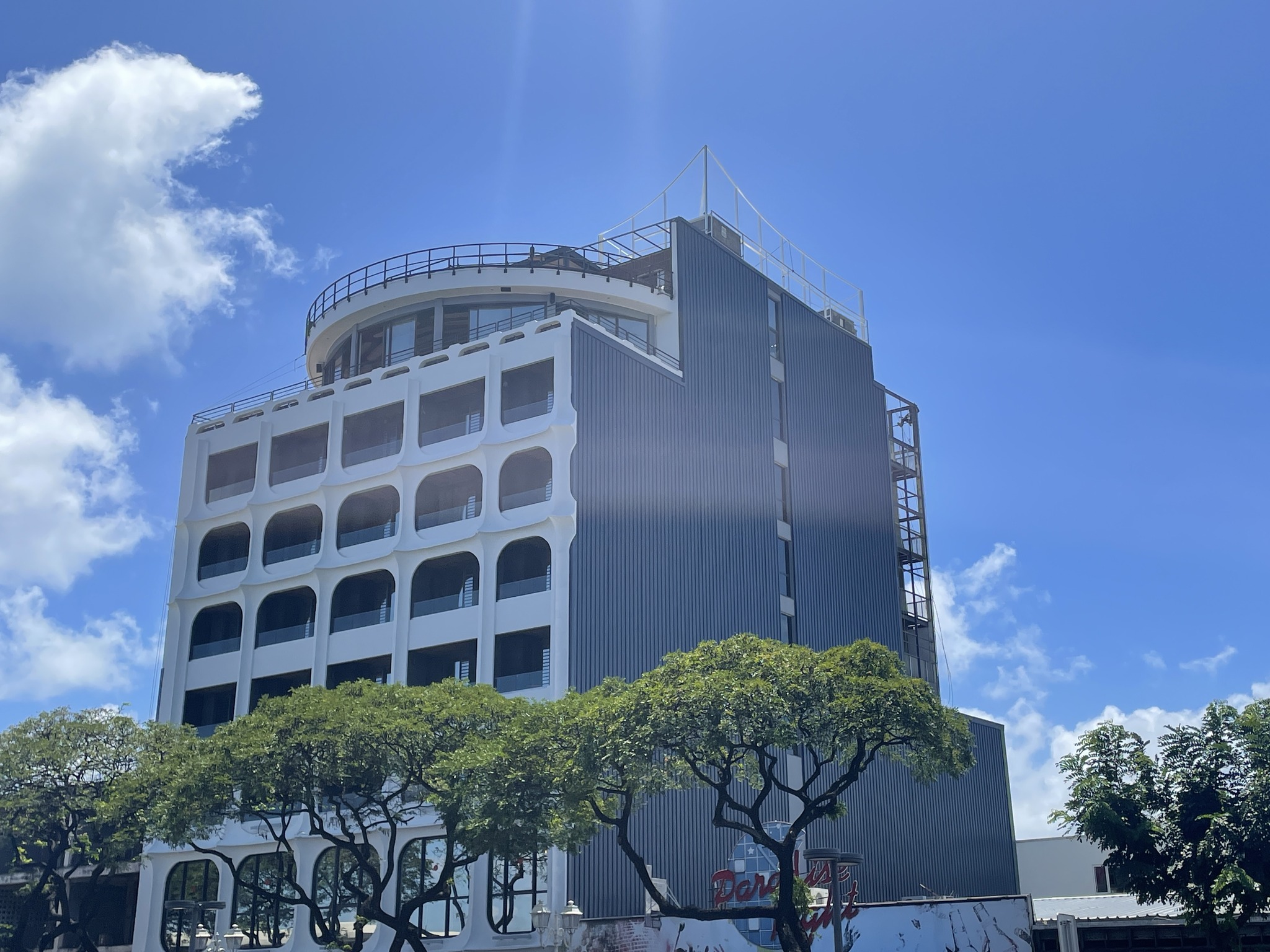 L'hôtel Kon Tiki remis à flot