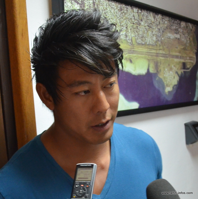 Les Fare Flottants Exclus Du Banc De Sable De Taapuna Les Fare Flottants Exclus Du Banc De Sable De Taapuna