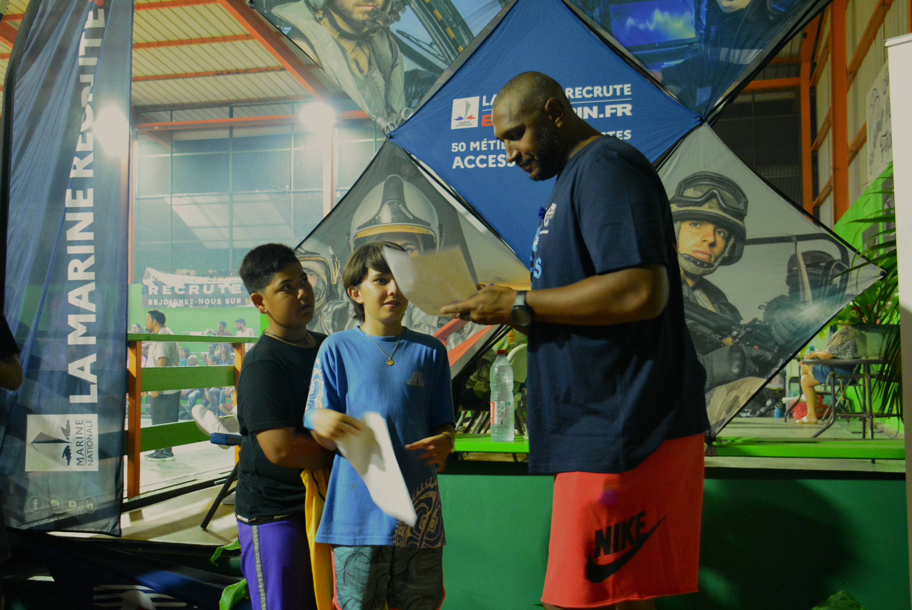 Boris Diaw s'est montré très disponible pour ses fans polynésiens.