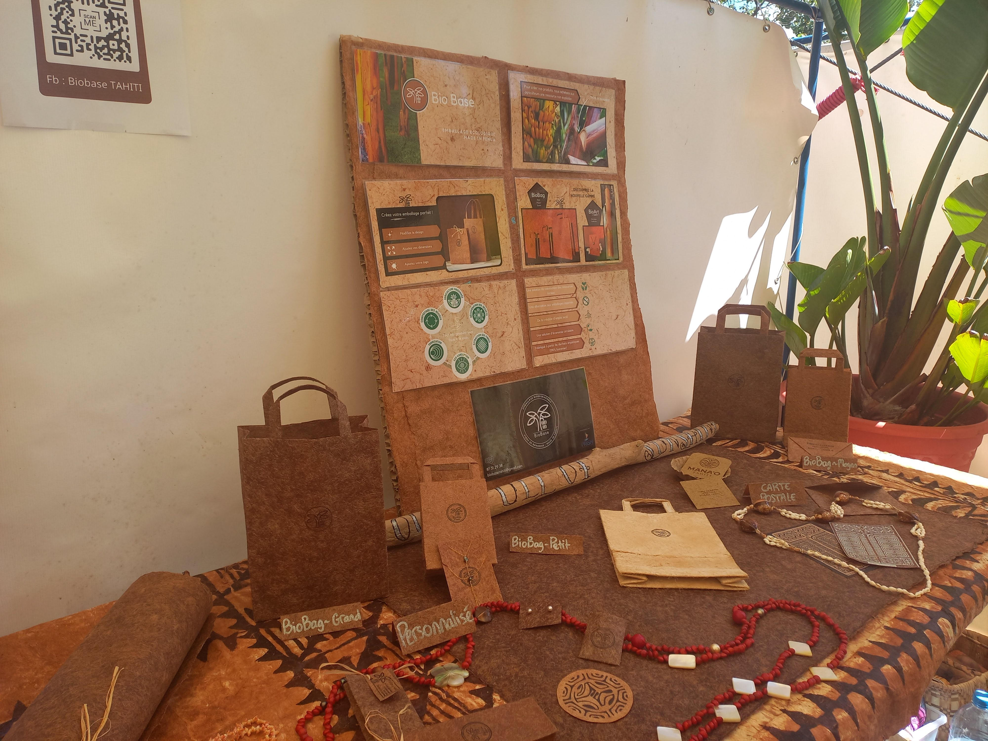 Le "biomatériau", pour l'instant utilisé principalement dans le secteur de l'emballage, est une initiative au profit de l'environnement.