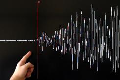 Petit tsunami dans le nord-est du Japon après un fort séisme près de Fukushima
