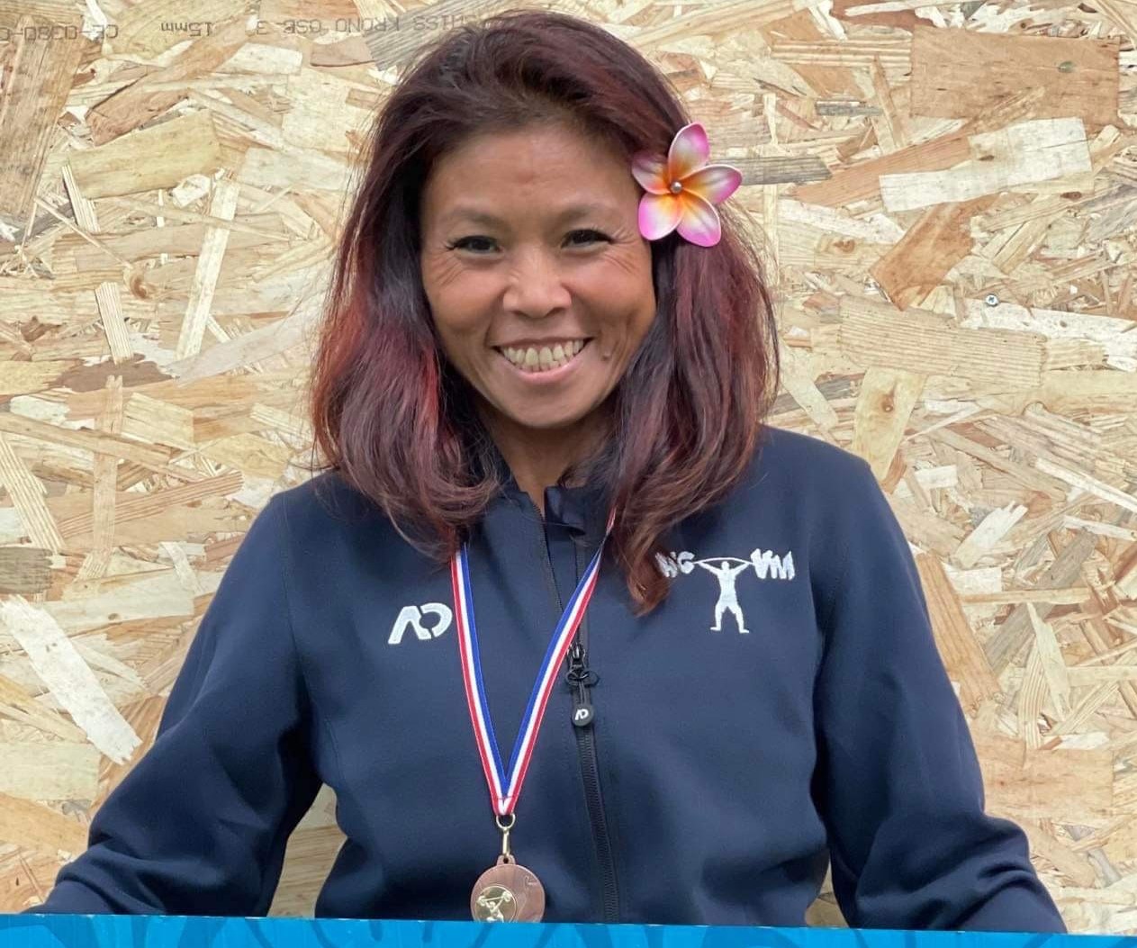 L'haltérophile, Claudine Yu Hing, bat deux records de France