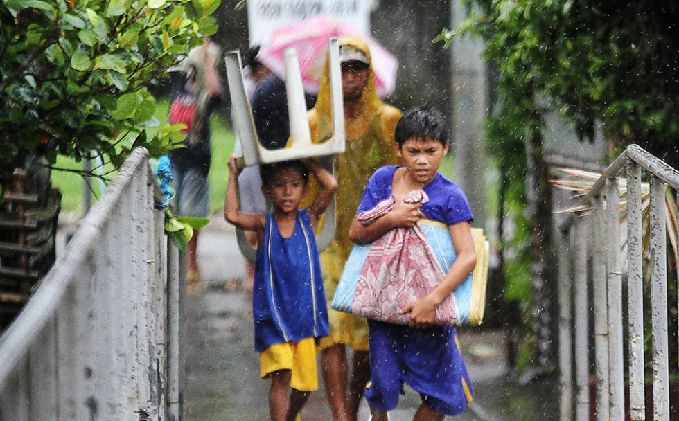 Typhon aux Philippines: évacuation massive, Manille paralysée, 11 morts