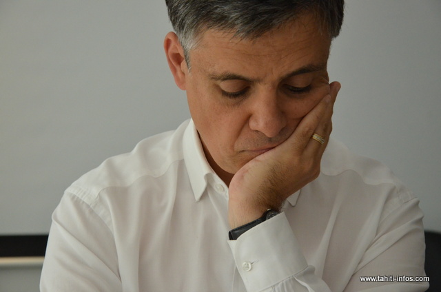 Lionel Beffre, haut-commissaire de la République en Polynésie française est l'autorité publique chargée de prononcer la démission de Gaston Flosse et de Bruno Sandras.