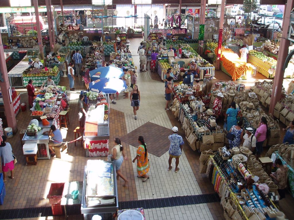 Inéligibilité de Flosse: des Polynésiens inquiets pour l’avenir du Pays