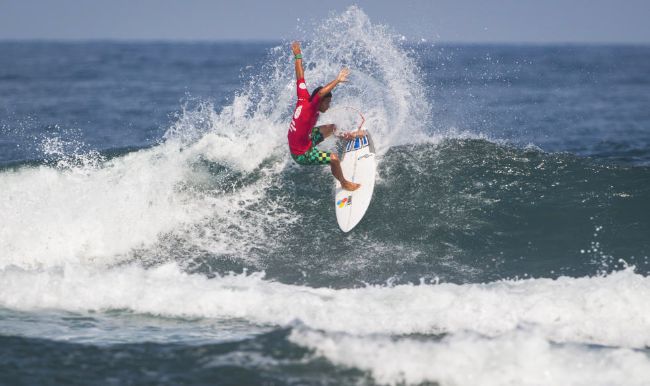 Mihimana Braye se hisse jusqu'en demi finale