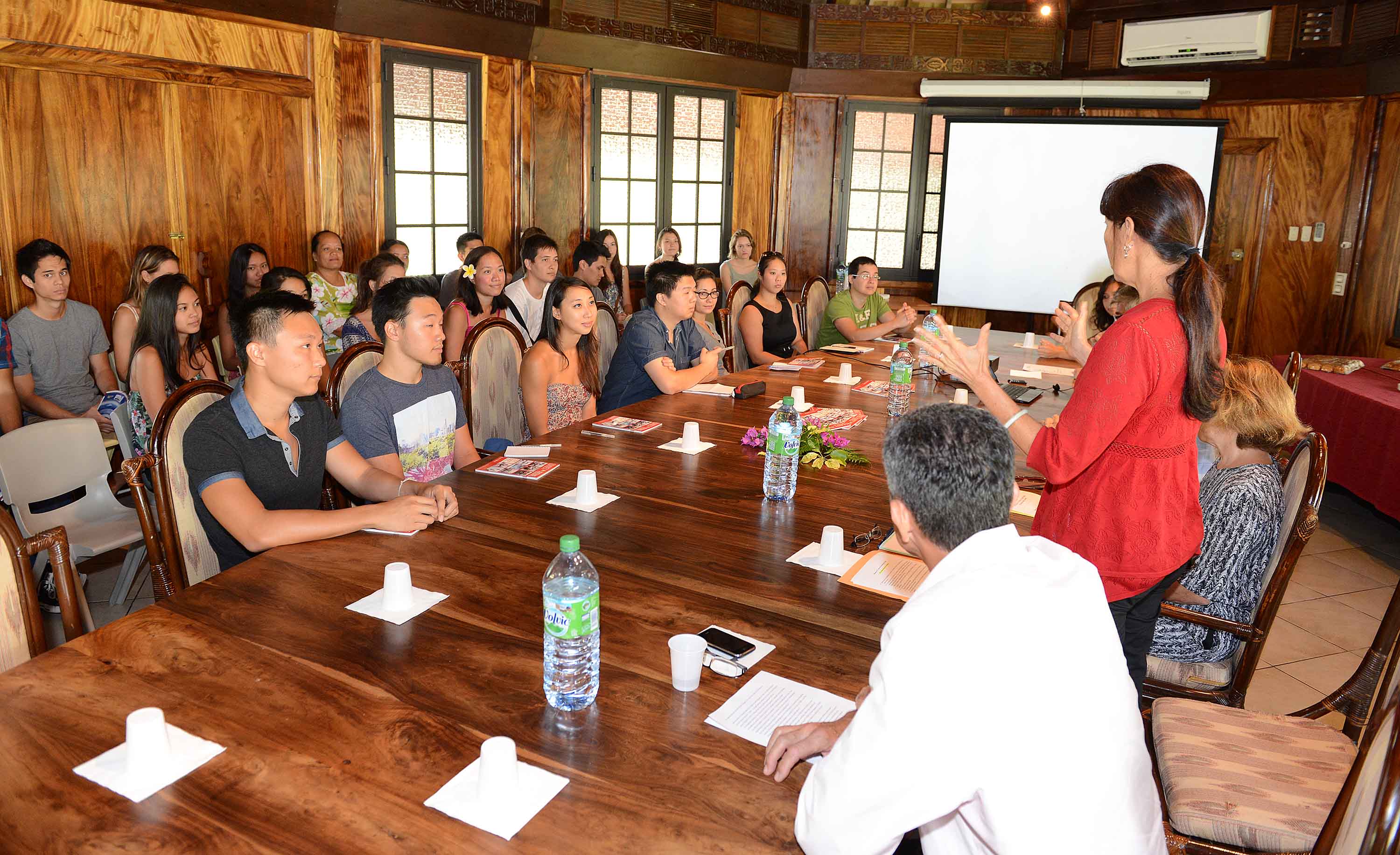 Des étudiants en médecine reçus par la ministre de la Santé