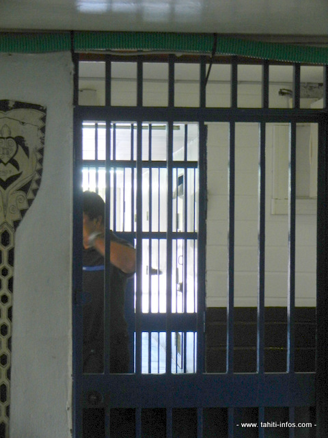 Coup de tête sur un gendarme : il finit à Nuutania