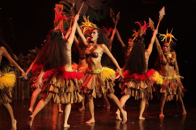 La troisième soirée clôt le Hura Tapairu manihini