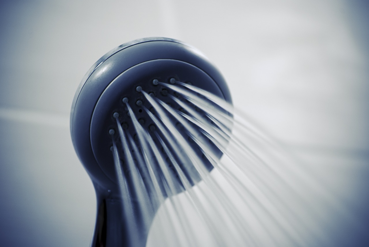 Hygiène: se laver moins mais mieux, une bonne idée pour la peau... et le climat