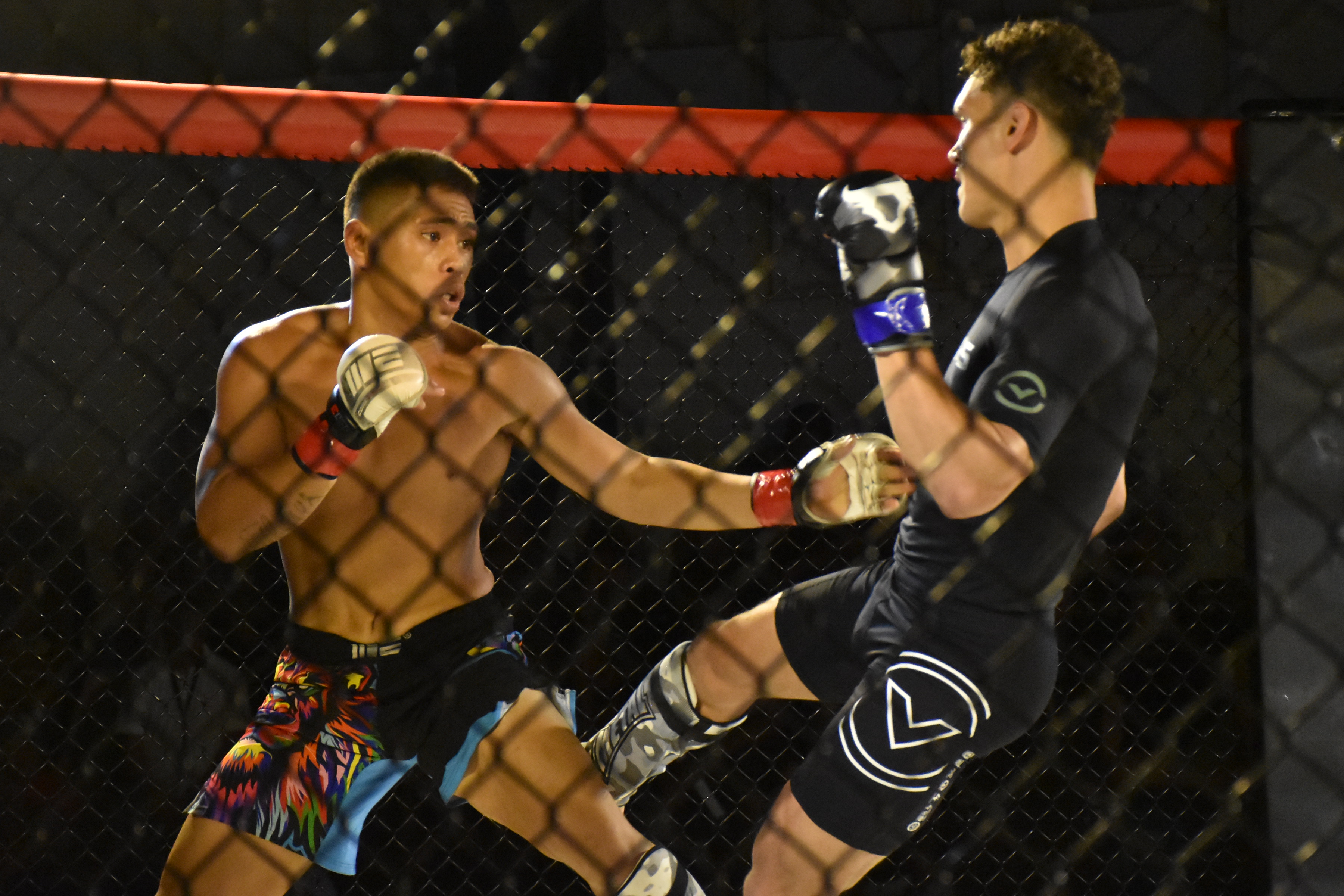 Nohotua Flores a résisté pendant un round au Néo-Zélandais John Ezdra Bergan avant de subir un étranglement dans la deuxième reprise.