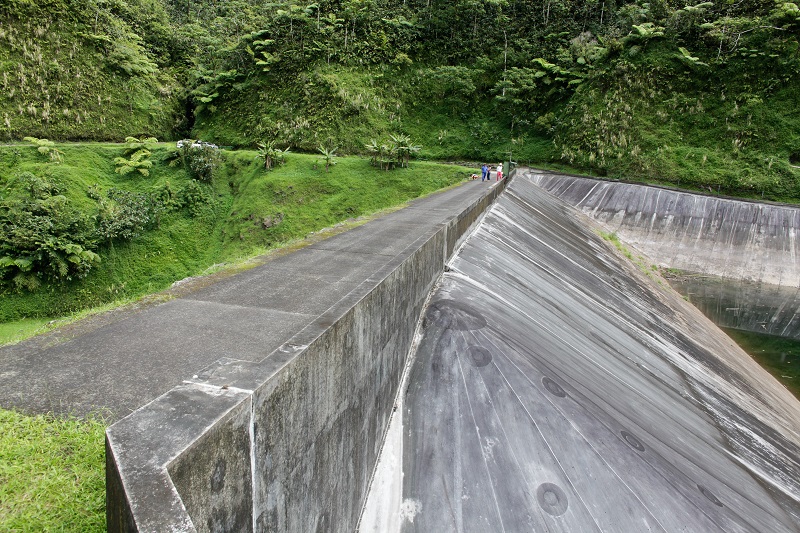 Barrage de Faatautia à Hitia’a