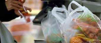 L'Assemblée nationale interdit sacs plastiques et vaisselle jetable