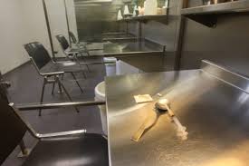 Expérimentation de "salles de shoot": Touraine "parle de santé, pas d'idéologie"