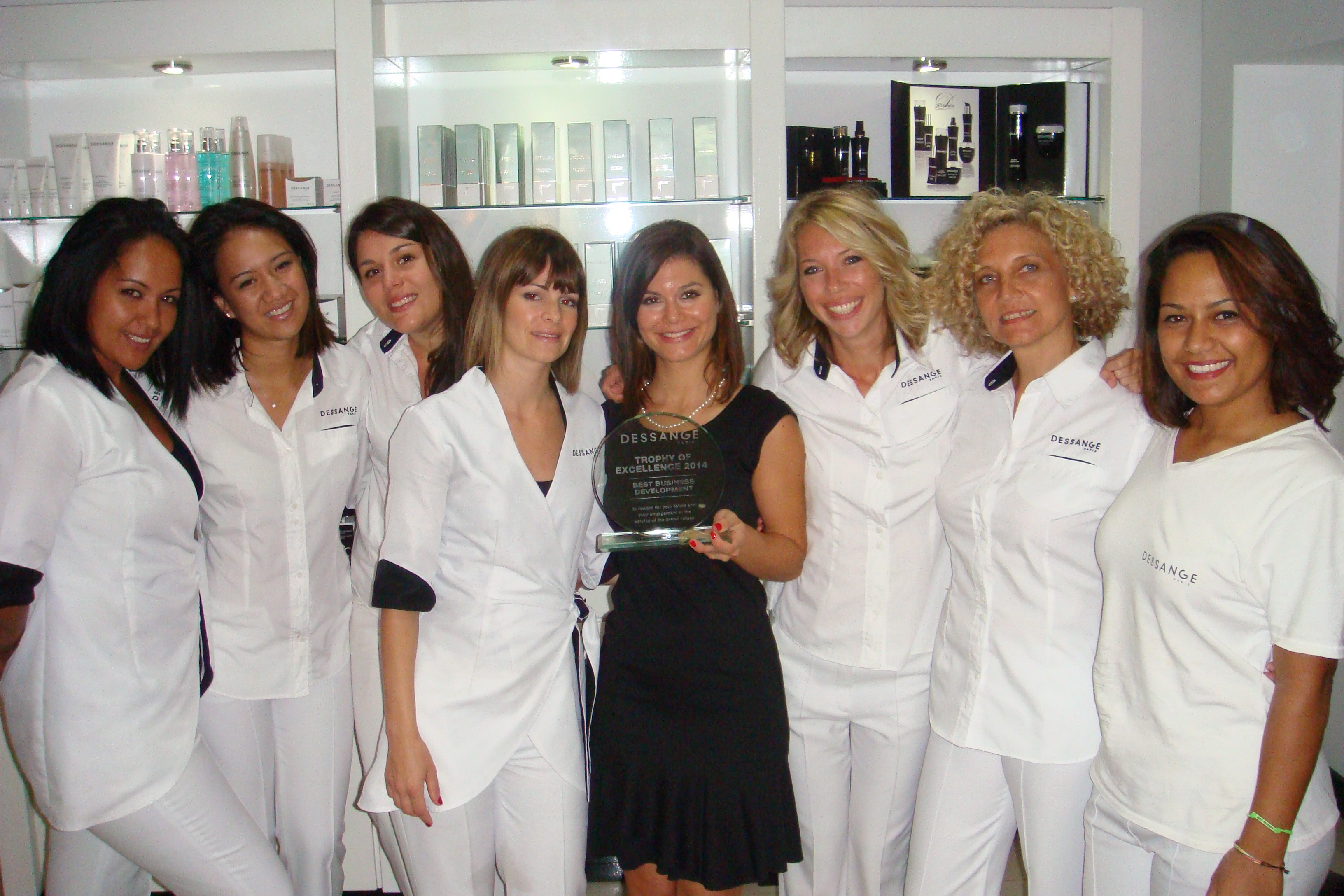 De retour à Tahiti, les honneurs sont partagés partagés avec toute l'équipe