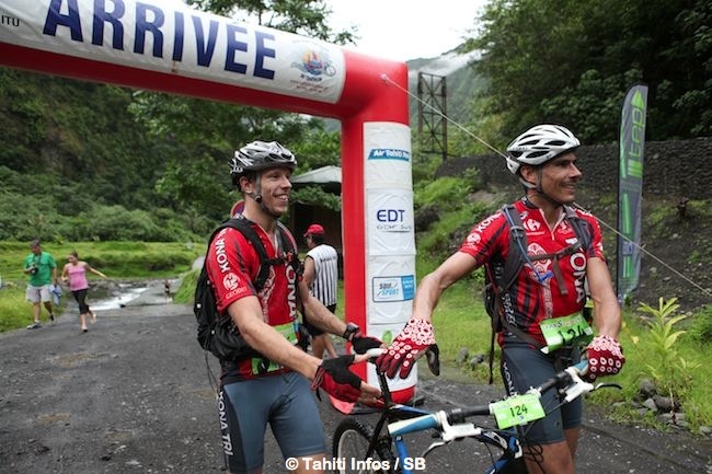 Yann Hotellier et son binôme, 1ers du run & bike