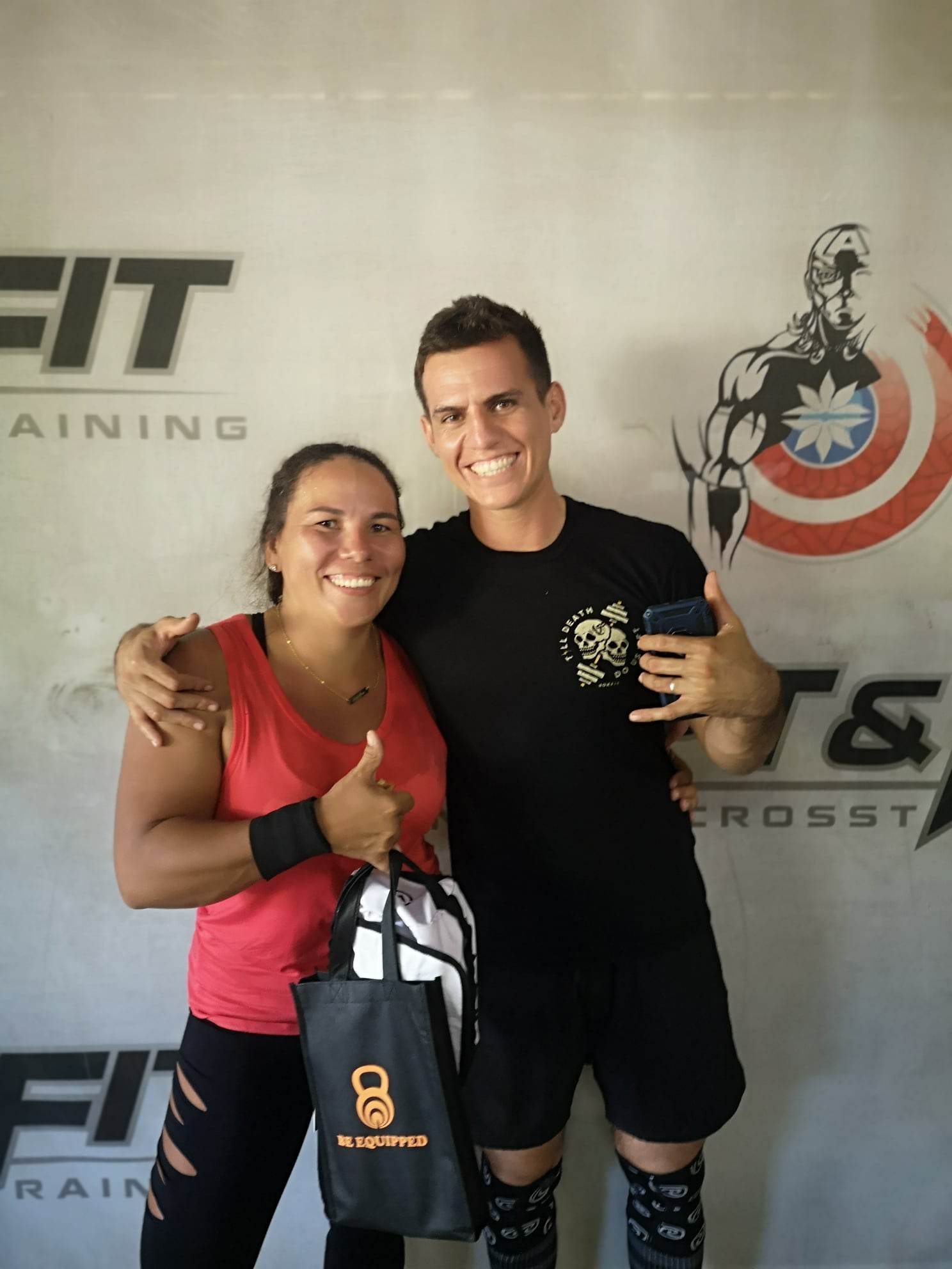 Jules & Charles de Raiatea, composé de Sylvana Ozbolt et Julien Rio, gagnants de la compétition en RX.