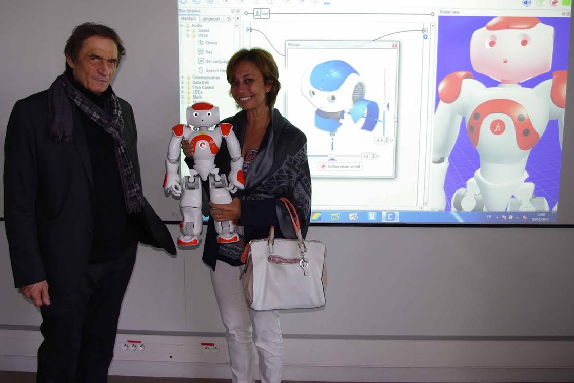 Développement de l’école numérique: Nicole Sanquer-Fareata visite le Médiapôle de Marly-le-Roi