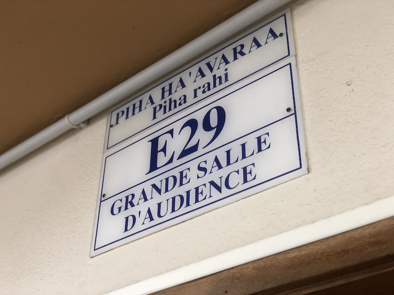 “Massacrée” pour un steak-frites