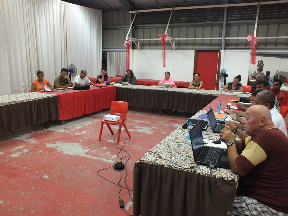 En cette période d'alerte cyclonique, les élus de Teva i uta peaufinent leur plan d'action guidé par le Plan Communal de Sauvegarde.