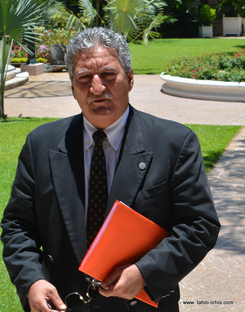 Jean-Christophe Bouissou, le ministre de l'économie lance une vaste consultation en vue de l'élaboration d'un plan stratégique de développement économique.