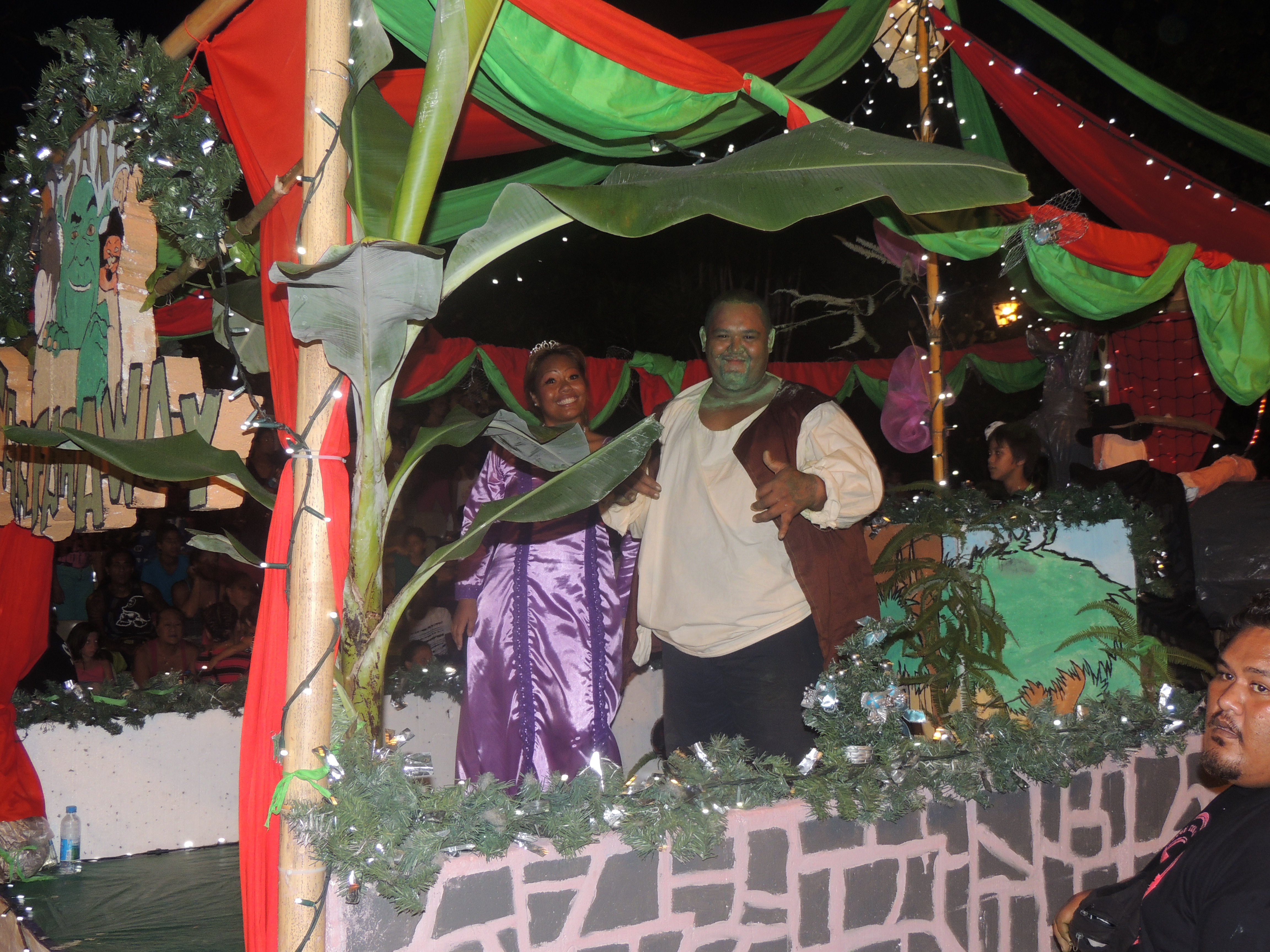 Une Mini Parade de Noël  'Shrek-ceptionnelle'