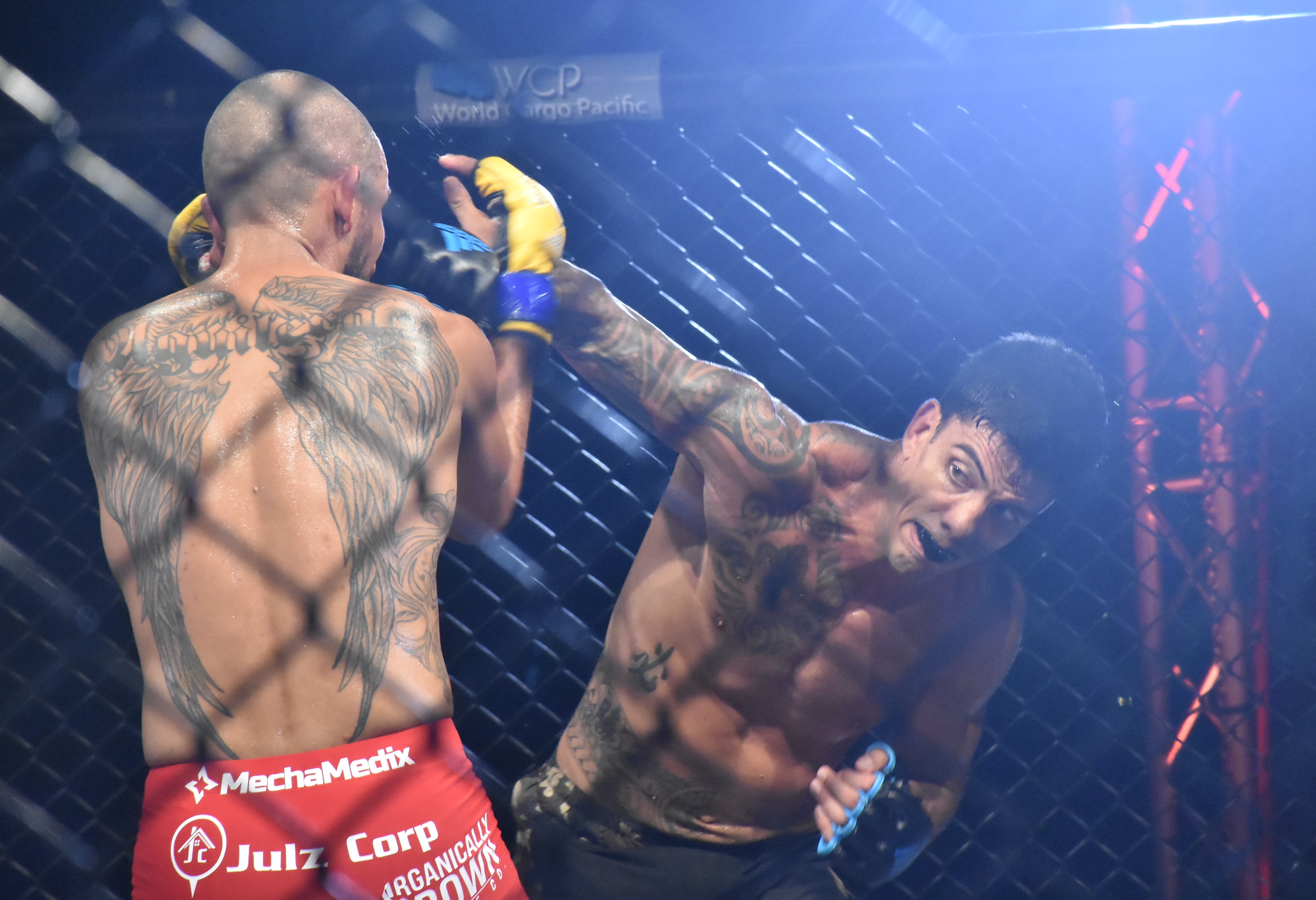 Pour son premier combat au fenua, Raihere Dudes a été dominant, vendredi soir à To'ata, face au Californien Julio Aguilera.