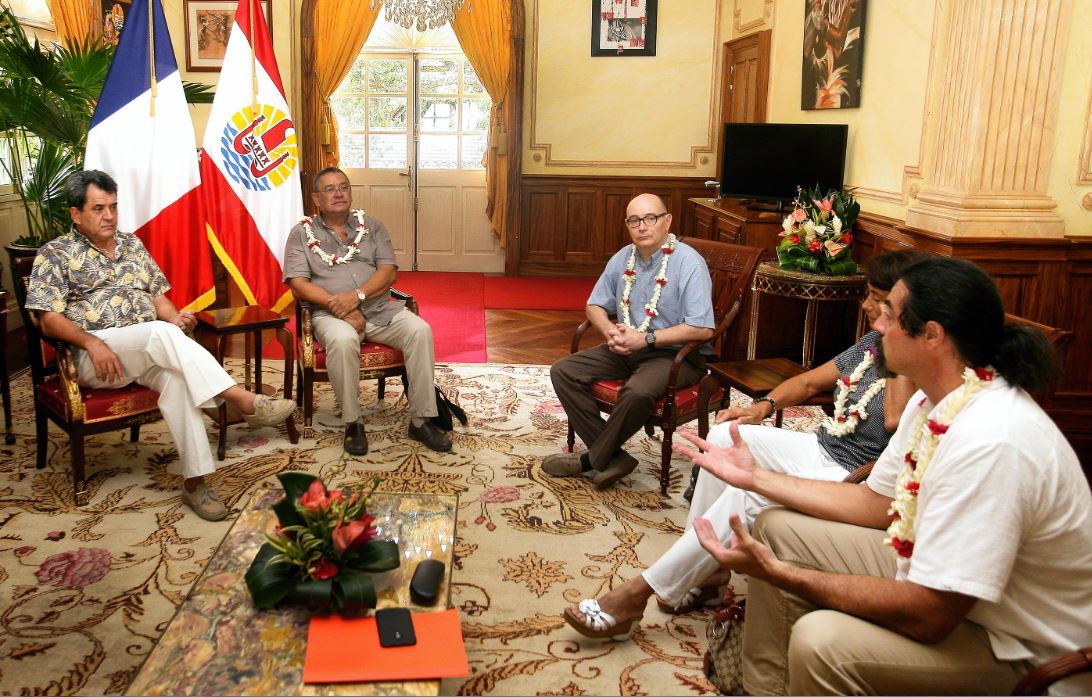 Les auditeurs de l’IHEDN reçus à la Présidence